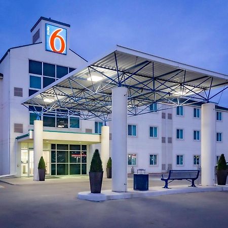 Motel 6-Saskatoon, Sk Εξωτερικό φωτογραφία