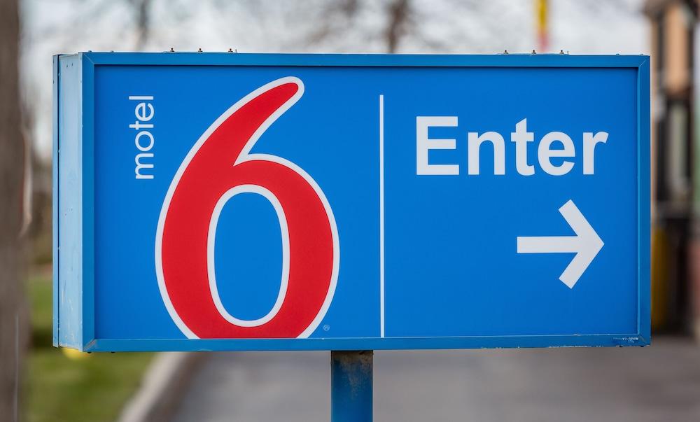 Motel 6-Saskatoon, Sk Εξωτερικό φωτογραφία