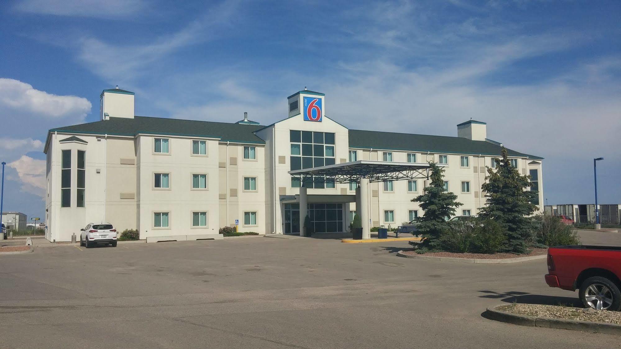 Motel 6-Saskatoon, Sk Εξωτερικό φωτογραφία