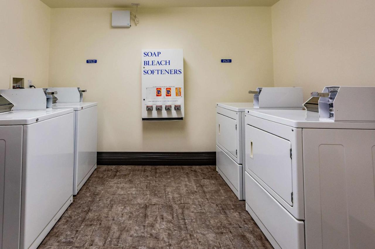 Motel 6-Saskatoon, Sk Εξωτερικό φωτογραφία
