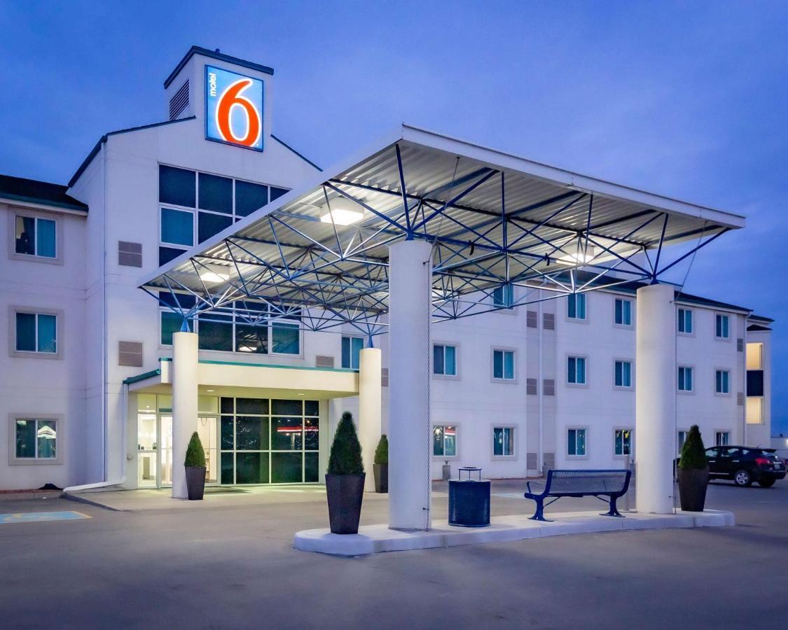Motel 6-Saskatoon, Sk Εξωτερικό φωτογραφία